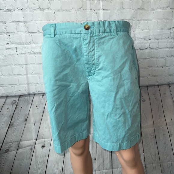 Vineyard Vines Other - vineyard vines green dress shorts size Waist 32